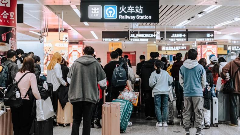 人在深圳北,很难不发疯